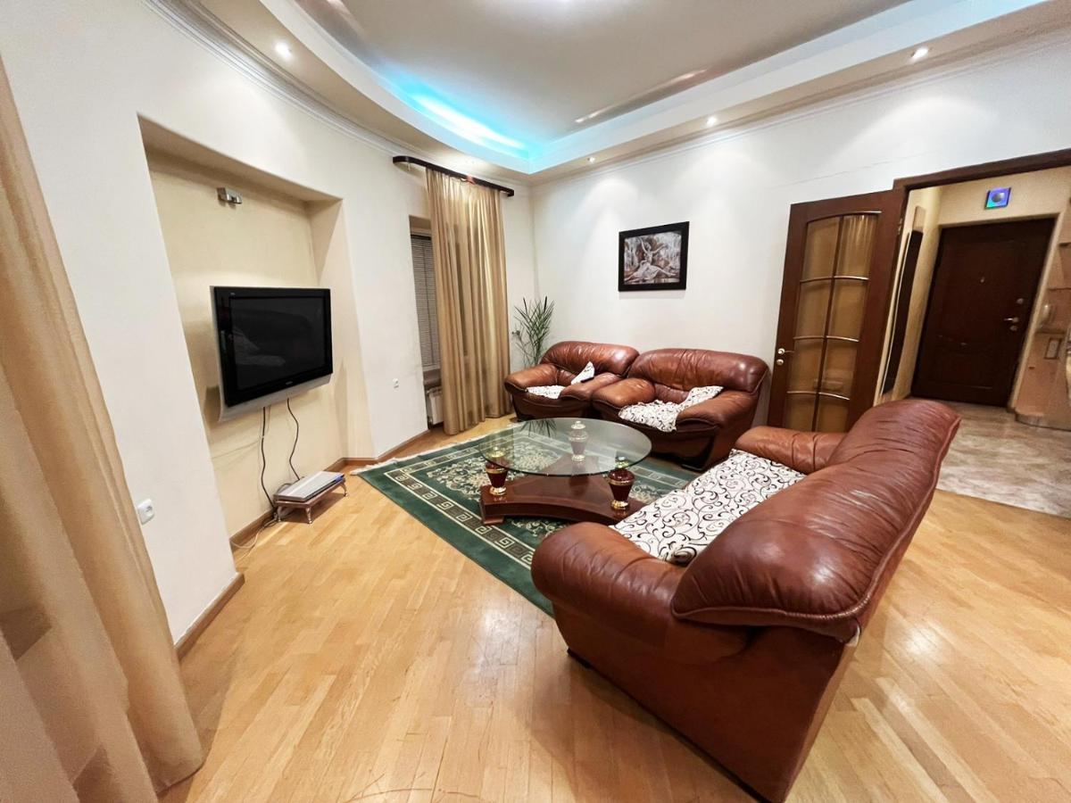 Amigo Guest House Ереван Экстерьер фото