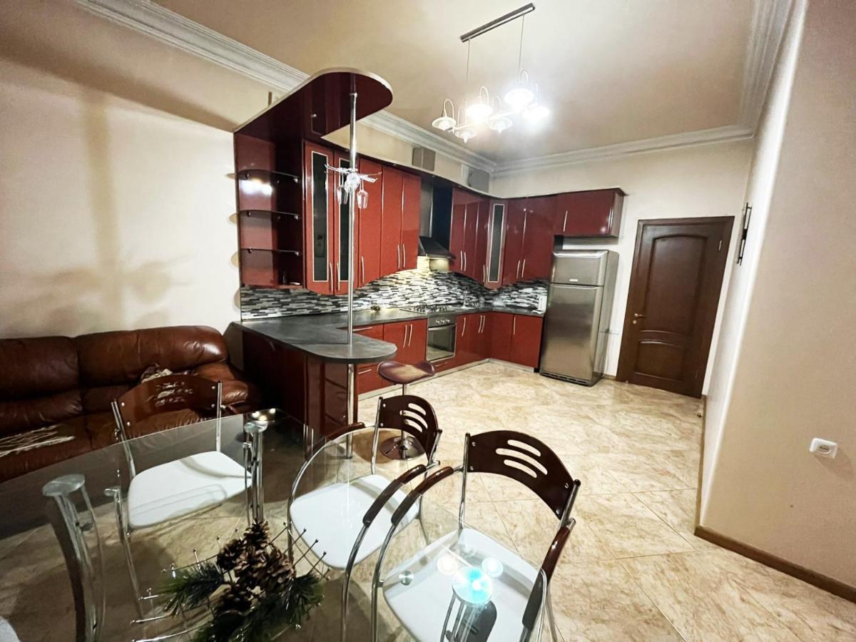 Amigo Guest House Ереван Экстерьер фото